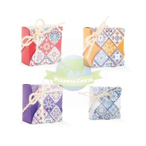 Scatoline-colorate-scatolina-rossa-gialla-arancione-viola-celeste-bianca--per-bomboniere-ricorrenza-generica-porta-confetti-pianeta-carta-le-stelle