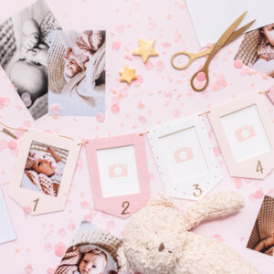 Ghirlanda-fotografica-cicogna-Ghirlanda-per-la-nascita-ghirlanda-per-la-nascita-fotografica-personalizzata-idea-regalo-neonato-decorazione-cameretta-nascita-ricordo-duraturo-famiglia-nonni-festa-nascita-originali-idee-regalo-neonato-GNZ2-pianeta-carta-le-stelle