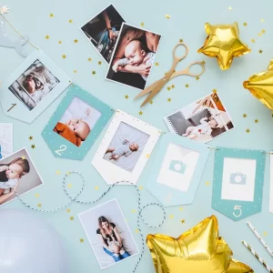 Ghirlanda-fotografica-balena-Ghirlanda-per-la-nascita-ghirlanda-per-la-nascita-fotografica-personalizzata-idea-regalo-neonato-decorazione-cameretta-nascita-ricordo-duraturo-famiglia-nonni-festa-nascita-originali-idee-regalo-neonato-GNZ1-pianeta-carta-le-stelle