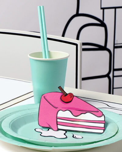 Ecolor-acqua-marina-piatti-piani-Ecolor-piatti-monouso-neri-in-pura-cellulosa-al-100-percento-biodegradabile-e-riciclabile-per-feste-ed-eventi-sostenibili.-Certificati-per-contatto-alimentare-pianetacarta-lestelle